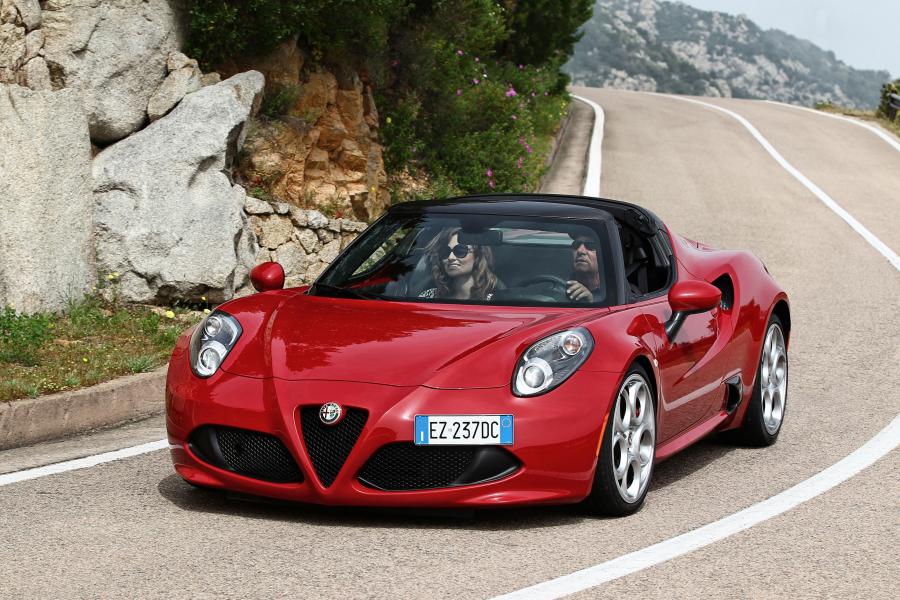  Alfa Romeo 4C Spider (960) 2015 года  (WW) (фото 43 из 59)